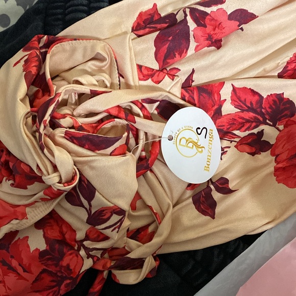 NWT floral dress - Picture 4 of 4